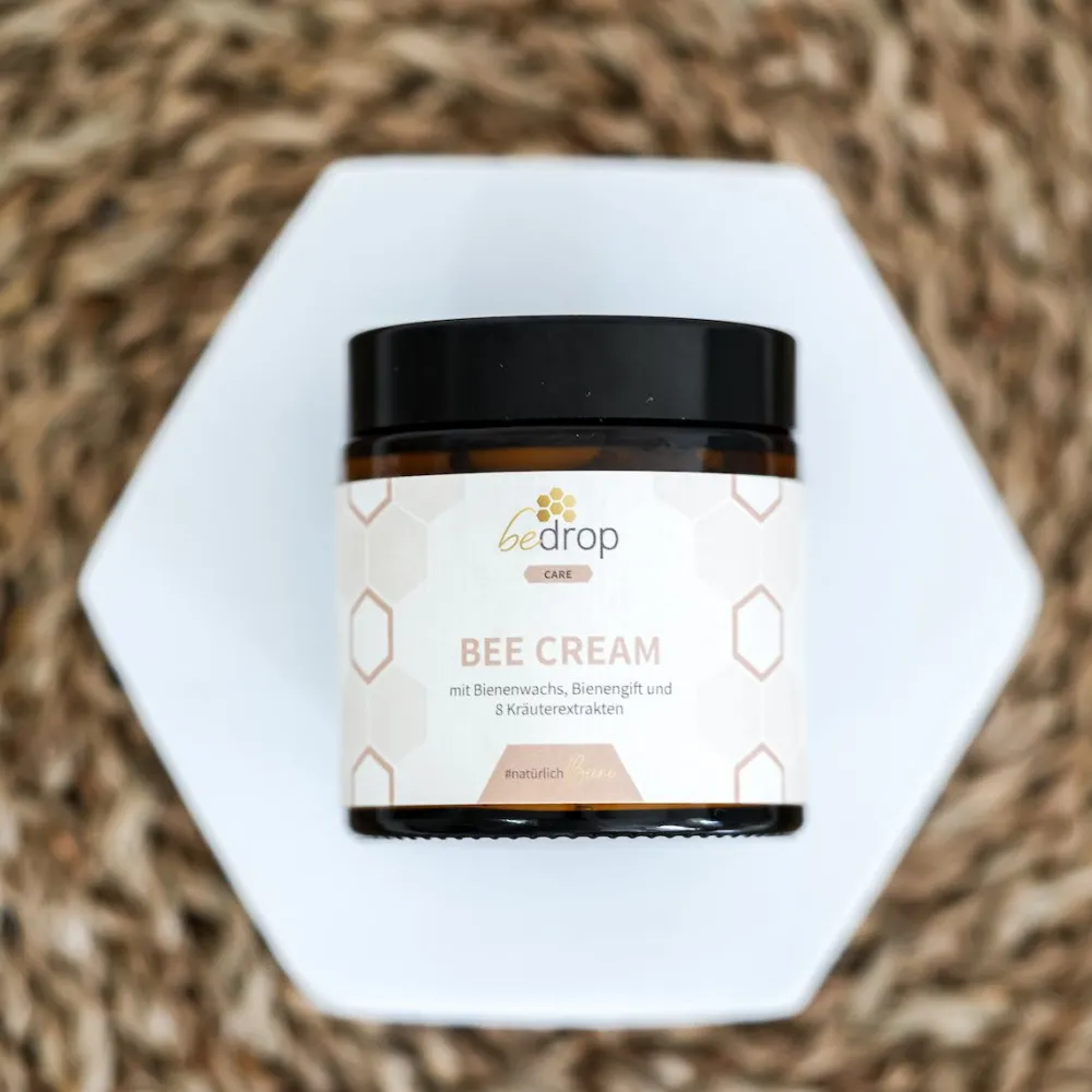 Vorteilsset: Bee Cream Bienengiftsalbe und 8 Kräuterextrakten im 3er Set>bedrop Online