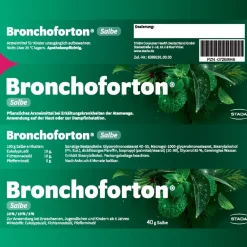 Bronchoforton® Salbe – Erkältungssalbe mit rein pflanzlichen Wirkstoffen. Löst zähen Schleim, erleichtert das Abhusten; mit Eukalyptus-, Fichtennadel- und Pfefferminzöl><noscript><img data-lazyloaded=
