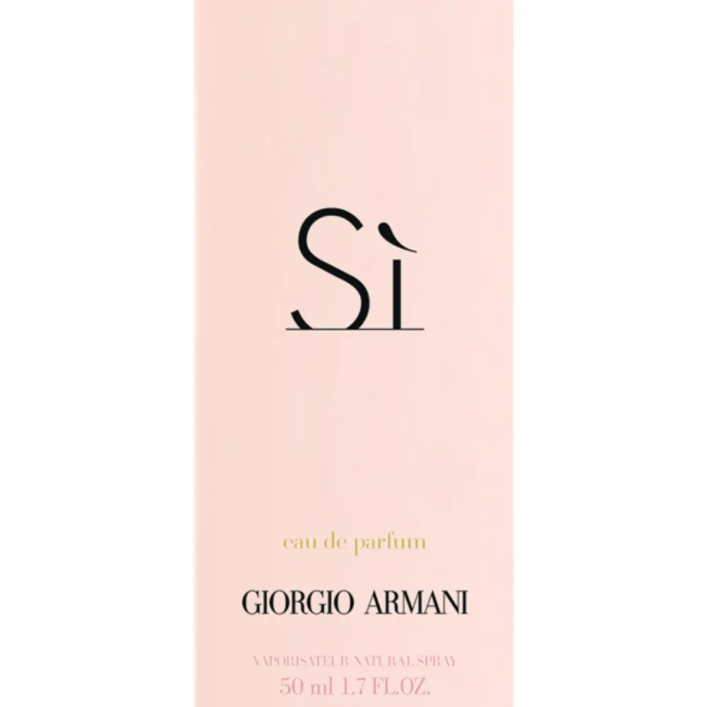 Sì>GIORGIO ARMANI Outlet