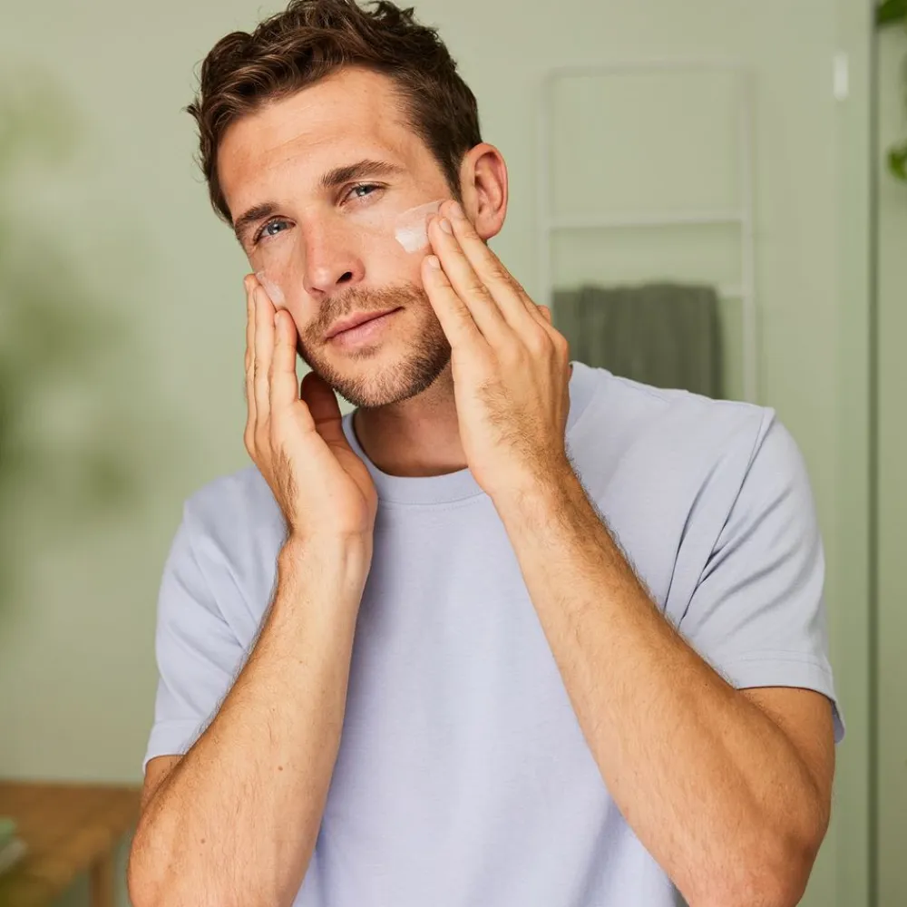 Feuchtigkeitscreme for Men - hautberuhigende, leichte Pflege erfrischt und zieht sofort ein>WELEDA Clearance