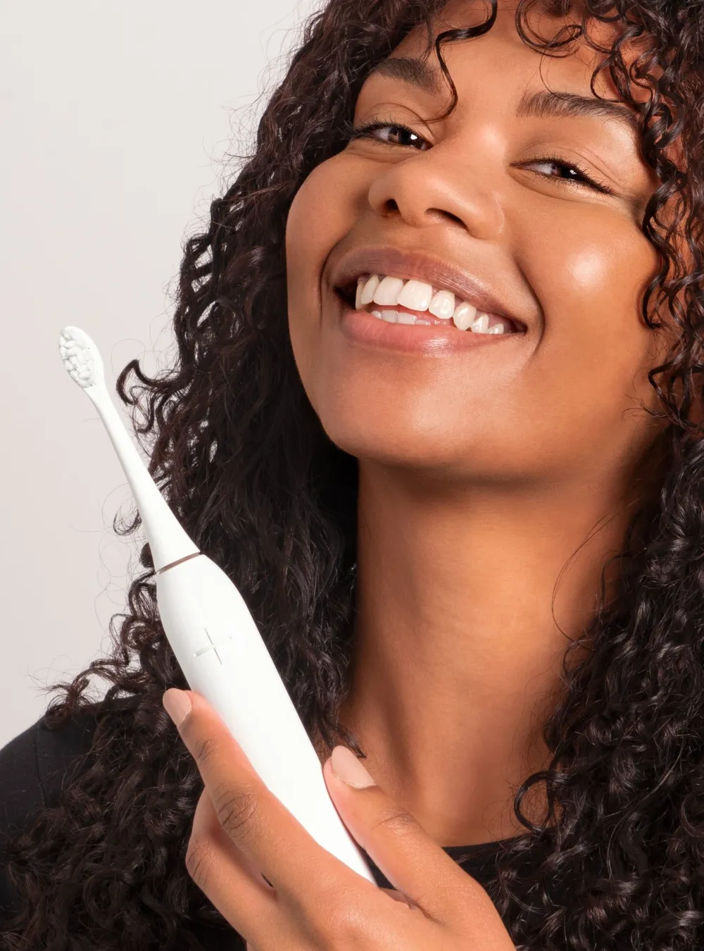 Schallzahnbürste Pro All White - Testsieger - 100 Tage risikofrei testen|WONDERSMILE Clearance